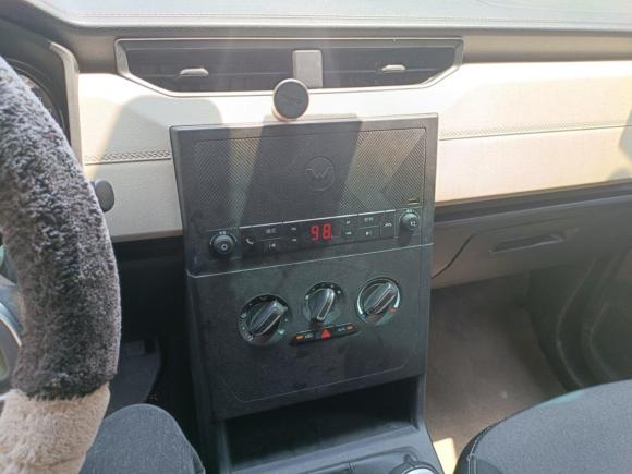 [成都·浙D] 二手五菱汽车五菱宏光PLUS2019款 1.5T 手动舒适型 7座