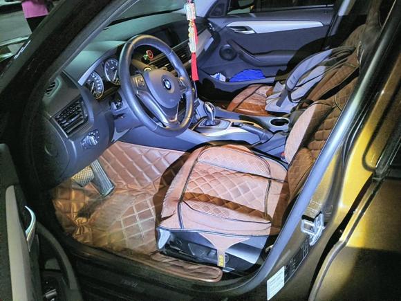 [成都·川A] 二手宝马宝马X12014款 sDrive18i 时尚型