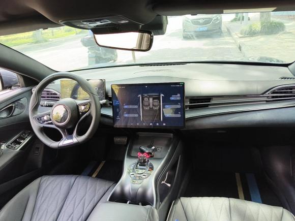 [上海·沪A] 二手比亚迪海豹2023款 冠军版 550km 尊贵型