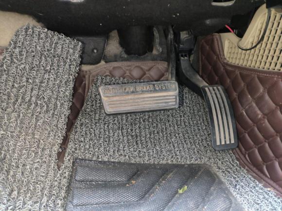 [上海·沪N] 二手别克别克GL82014款 2.4L LT豪华商务行政版