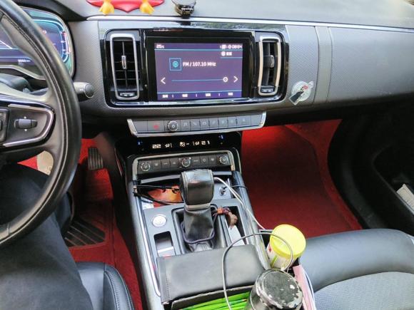 [深圳·粤B] 二手雪铁龙雪铁龙C62017款 380THP 尊贵型