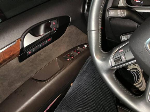 [杭州·浙A] 二手奥迪奥迪Q72015款 35 TFSI 进取型