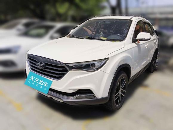 [西安·陕U] 二手奔腾奔腾X402018款 网红版 1.6L 自动互联智酷型