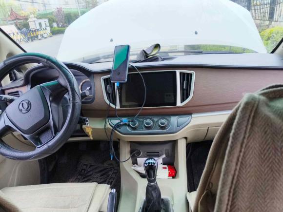 [青岛·鲁U] 二手东风风行菱智2019款 V3 1.6L 2座标准型 国VI