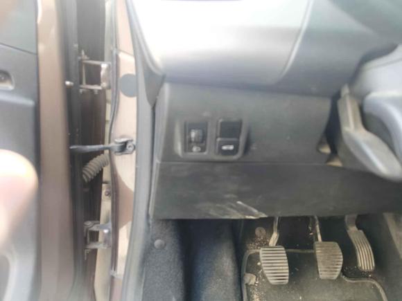 [青岛·鲁B] 二手标致标致3012014款 1.6L 手动舒适版