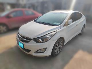 现代朗动2015款1.6L自动尊贵型