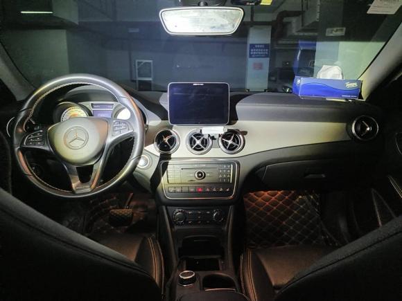 [苏州·苏E] 二手奔驰奔驰GLA2016款 GLA 220 4MATIC 豪华型