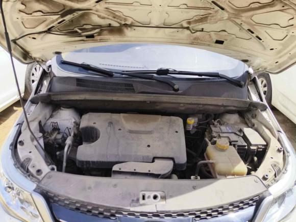 [青岛·鲁U] 二手宝骏宝骏7302016款 改款 1.5L 手动标准型 5座