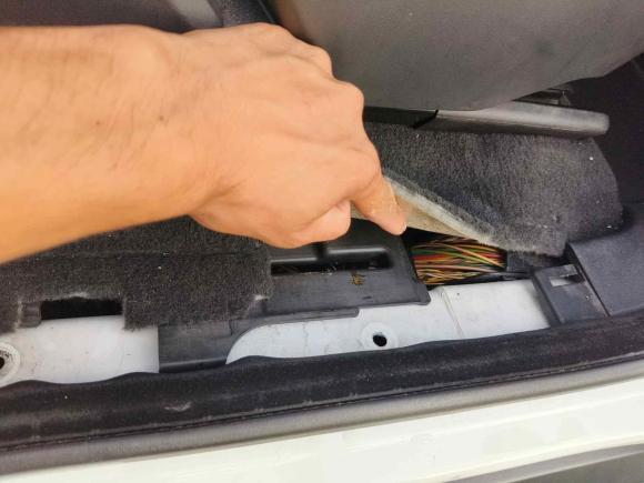 [深圳·粤B] 二手路虎揽胜极光2013款 2.0T 3门耀动版