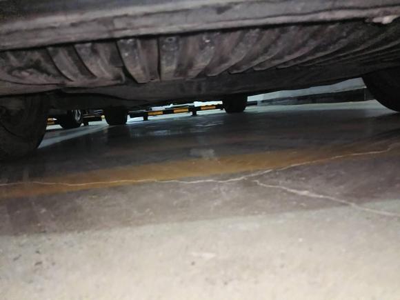 [济南·鲁A] 二手奔驰奔驰E级2019款 E 300 L 运动时尚型