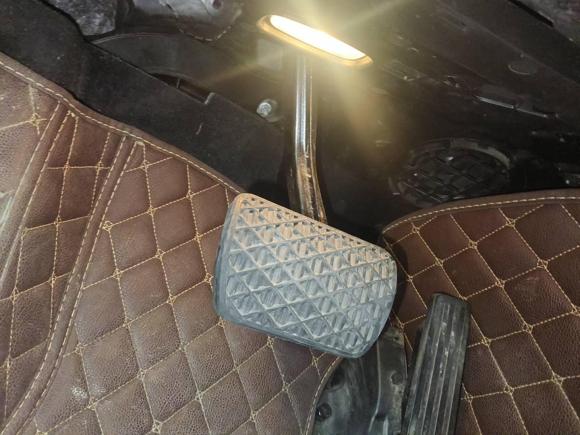 [常州·苏D] 二手奔驰奔驰C级2016款 C 200 L 运动型