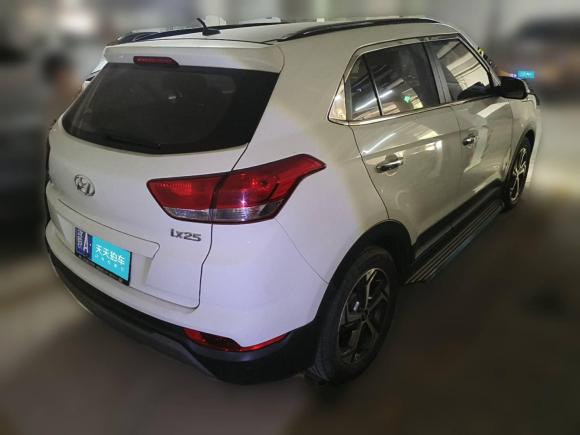 [南昌·赣A] 二手现代北京现代ix252017款 1.6L 自动智能型