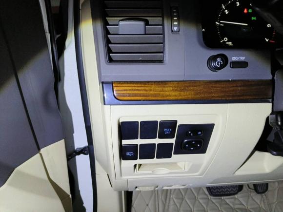 [南京·苏A] 二手丰田兰德酷路泽2016款 4.0L 自动VX