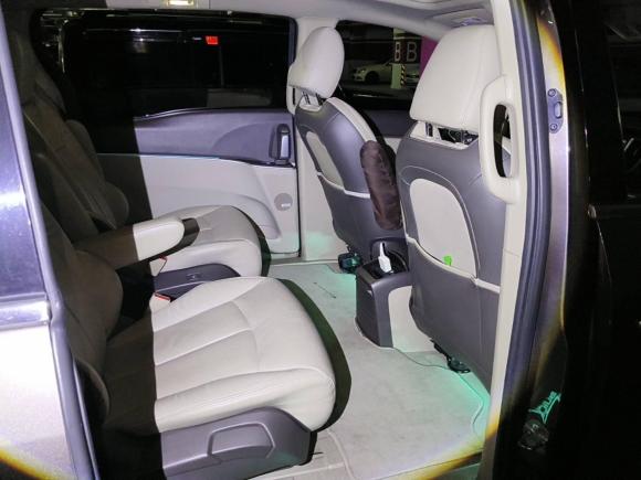 [上海·沪A] 二手别克别克GL82013款 3.0L XT豪华商务旗舰版