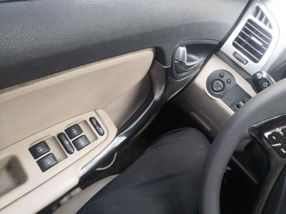 [金华·浙G] 二手奇瑞瑞虎32014款 1.6L CVT智尚版