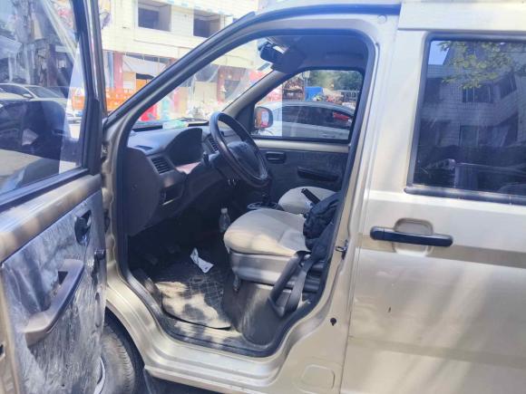 [成都·川A] 二手五菱汽车五菱荣光S2021款 1.2L基本型7座LSI