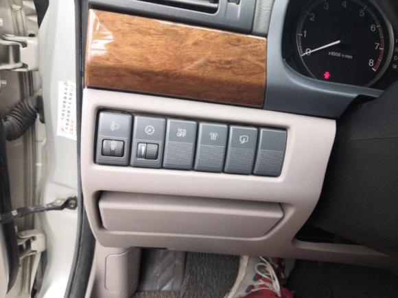 [广州·粤A] 二手奔腾奔腾B702006款 2.0L 自动豪华型