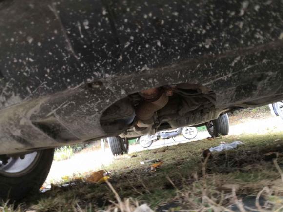 [杭州·浙F] 二手起亚狮跑2013款 2.0L 手动两驱版GL