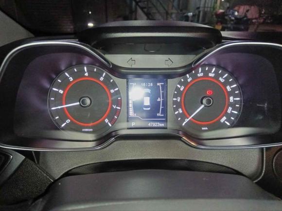 [芜湖·皖B] 二手奇瑞艾瑞泽52016款 1.5L CVT领潮版