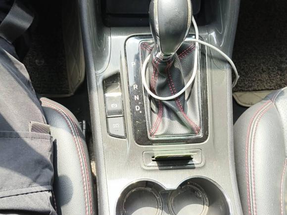 [上海·鄂A] 二手长安长安CS752017款 尚酷版 1.5T 自动锋悦型