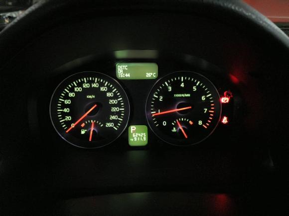 [深圳·粤B] 二手沃尔沃沃尔沃C302010款 改款 2.0智雅版