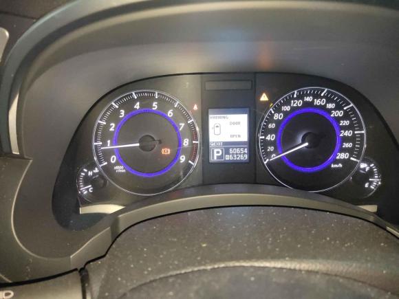 [上海·沪J] 二手英菲尼迪英菲尼迪QX702013款 3.7L 超越版