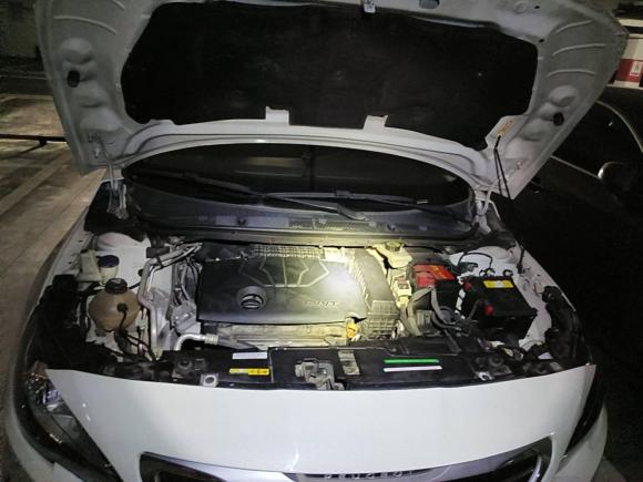 [广州·粤L] 二手标致标致4082014款 1.8L 自动豪华版