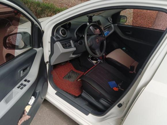 [南京·苏A] 二手铃木奥拓2013款 1.0L 自动豪华型