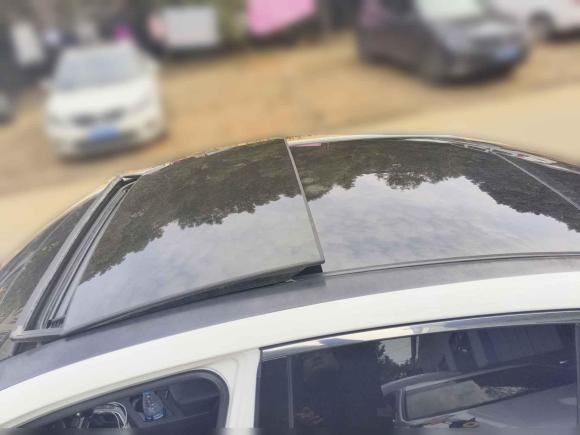 [南昌·赣A] 二手起亚起亚K52014款 2.0L 自动LUXURY