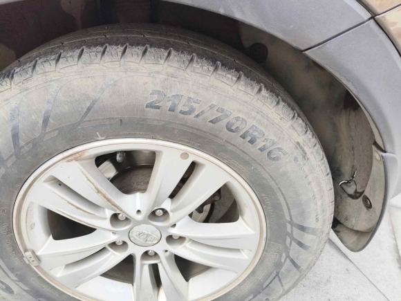 [青岛·鲁B] 二手起亚智跑2012款 2.0L 自动两驱版GL