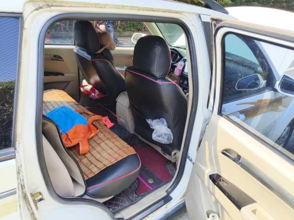 [杭州·新F] 二手陆风陆风X82011款 2.5T 柴油4X4豪华型