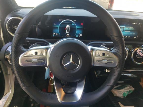 [北京·冀R] 二手奔驰奔驰A级2019款 A 180 L 运动轿车