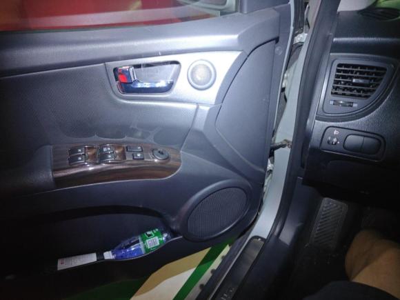 [深圳·粤B] 二手起亚狮跑2013款 2.0L 手动两驱版GLS