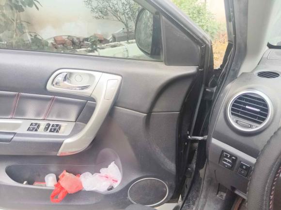 [义乌·闽B] 二手哈弗哈弗H62015款 升级版 1.5T 手动两驱精英型