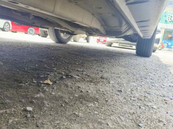 [台州·浙J] 二手Jeep自由客2011款 2.4 运动版