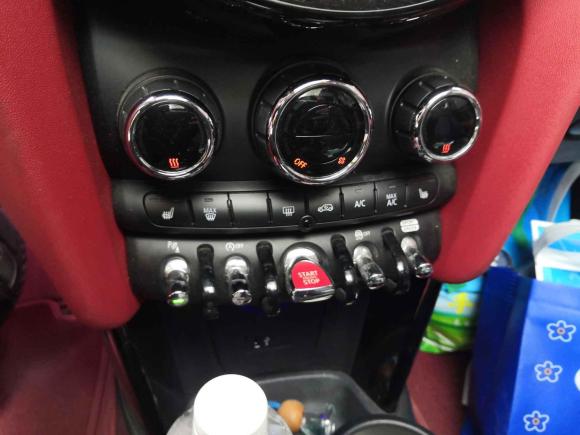 [青岛·鲁B] 二手MINIMINI2019款 1.5T COOPER 艺术家