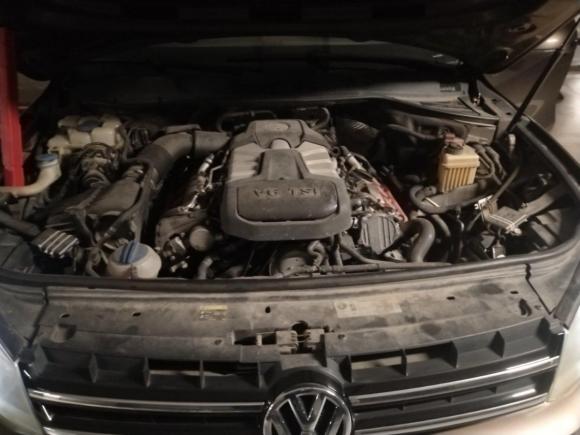 [佛山·粤Y] 二手大众途锐2011款 3.0TSI 标配型