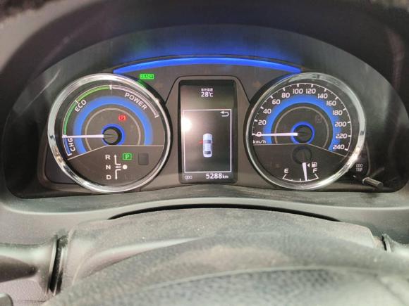 [上海·沪B] 二手丰田卡罗拉2017款 改款双擎 1.8L E-CVT精英版