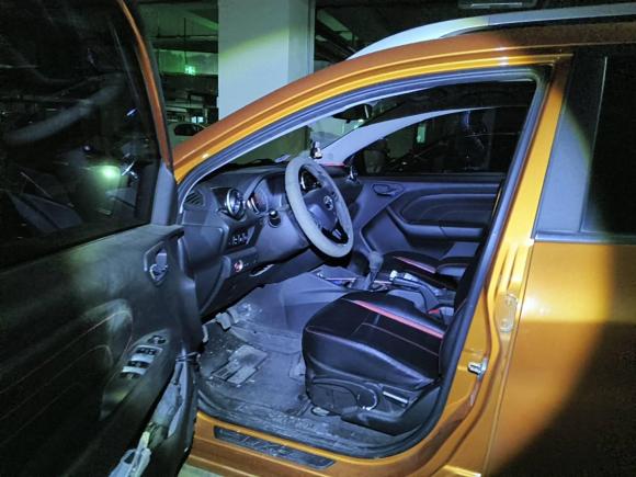 [上海·苏E] 二手东南东南DX32016款 1.5L 手动尊贵型