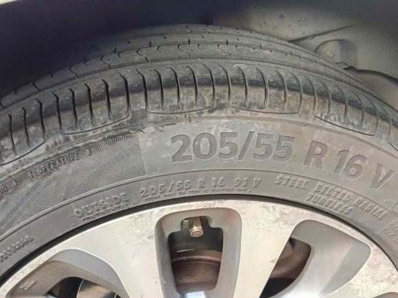 [苏州·苏E] 二手菲亚特菲翔2012款 1.4T 自动畅享版