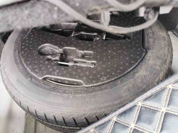 [合肥·皖S] 二手宝骏宝骏5602016款 1.8L 手动超值型