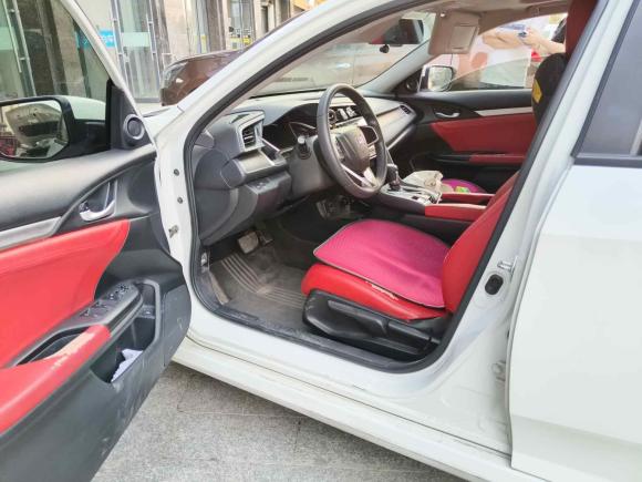 [武汉·鄂A] 二手本田思域2016款 220TURBO CVT豪华版