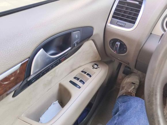 [南京·苏A] 二手奥迪奥迪Q72011款 3.0 TFSI 舒适型(200kW)