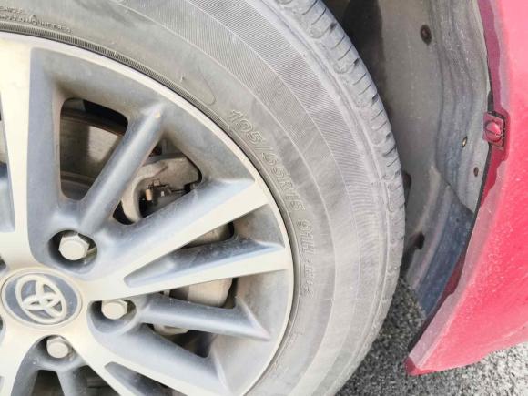 [无锡·苏B] 二手丰田雷凌2016款 双擎 1.8H GS E-CVT精英天窗版