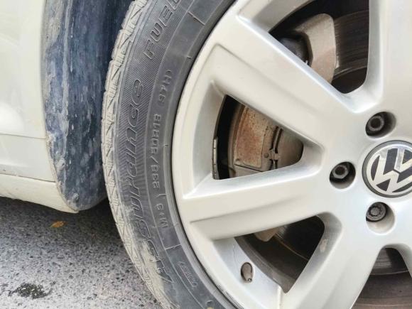 [西安·豫M] 二手大众辉腾2011款 3.6L V6 5座加长商务版