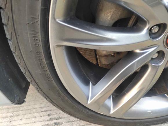 [苏州·鄂K] 二手红旗红旗H52018款 30TD 智联御动版