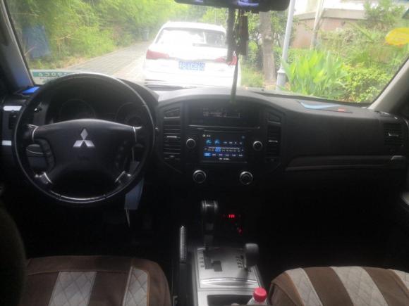 [无锡·苏B] 二手三菱帕杰罗2010款 3.0L 自动豪华版