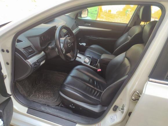 [佛山·粤Y] 二手斯巴鲁力狮2010款 2.0i豪华旅行版