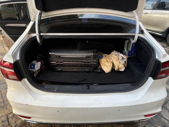 [金华·浙A] 二手荣威荣威i6新能源2017款 45T 混动互联智享版