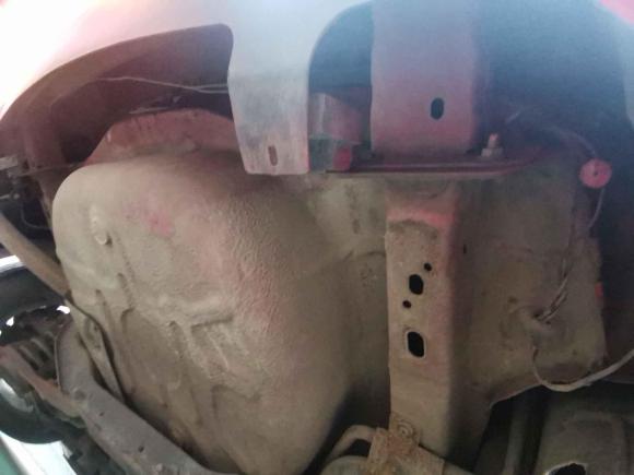 [成都·川A] 二手福特福克斯2013款 两厢经典 1.8L 自动基本型